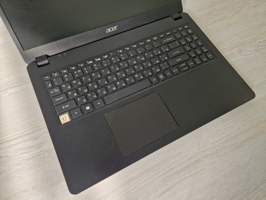 Ноутбук Acer Aspire (Ryzen 5 3500U  / 256GB SSD)