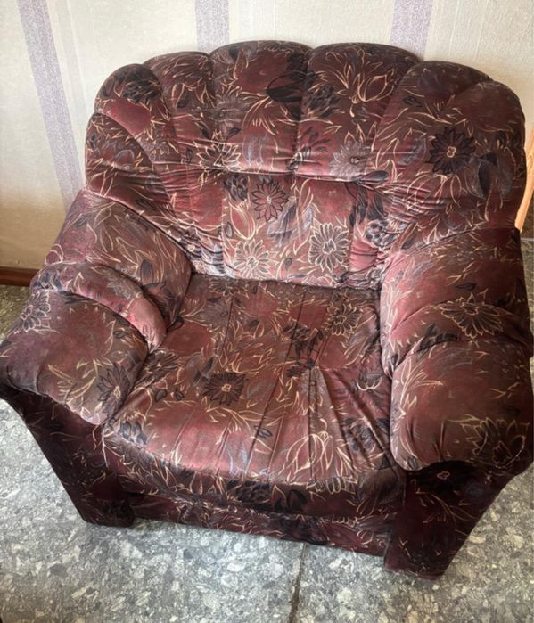 Отдам даром мебель