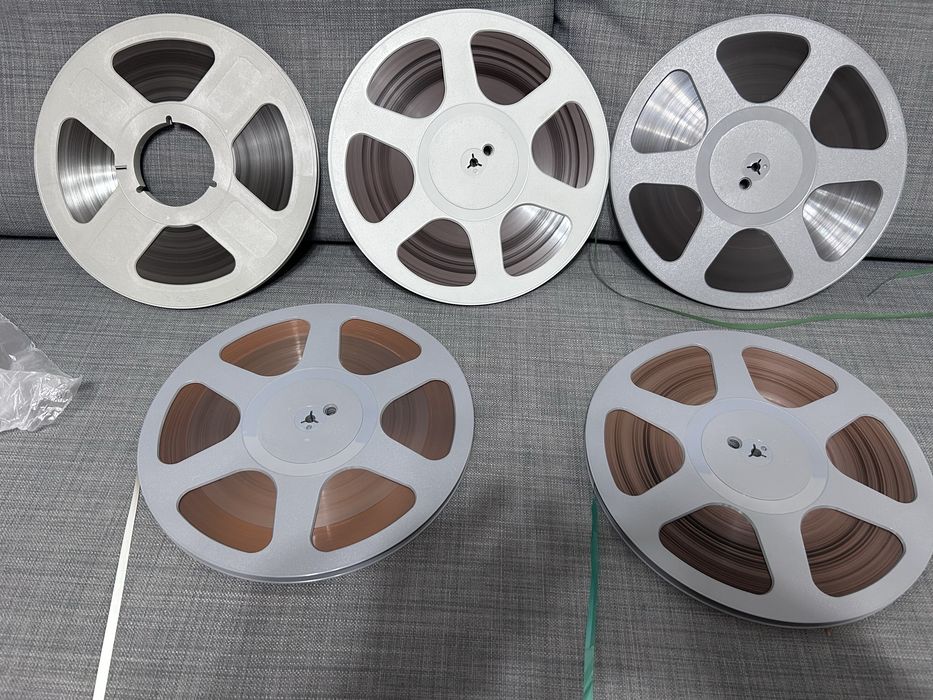 Vand cinci benzi de magnetofoncu role de 26