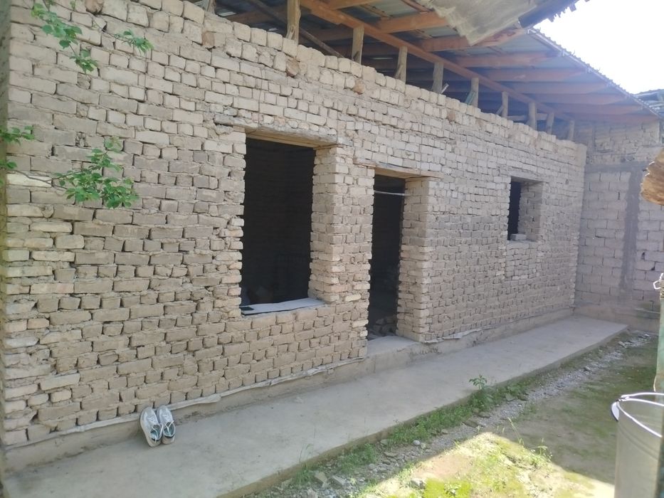 Uchastka sotiladi 4sotix!