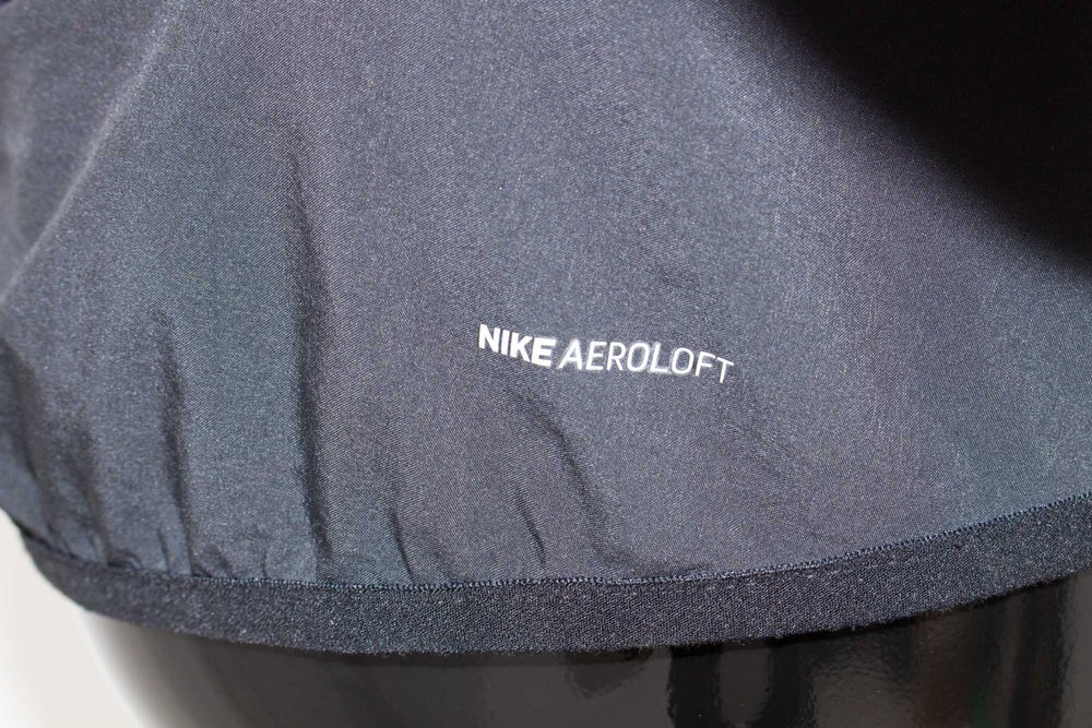 Nike Aeroloft Puffer Vest дамски пухен елек за бягане рефлектив XS