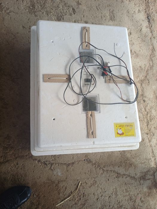 Инкубатор сатылады почти новый