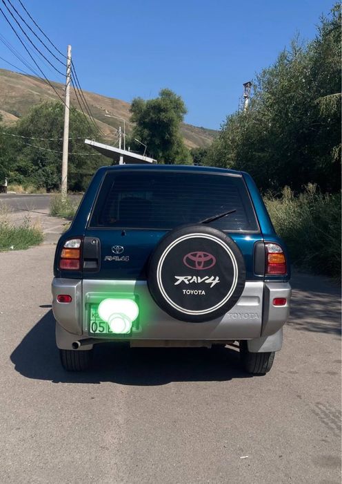 Продам автомобиль Rav 4
