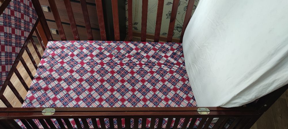 Продам манеж детский