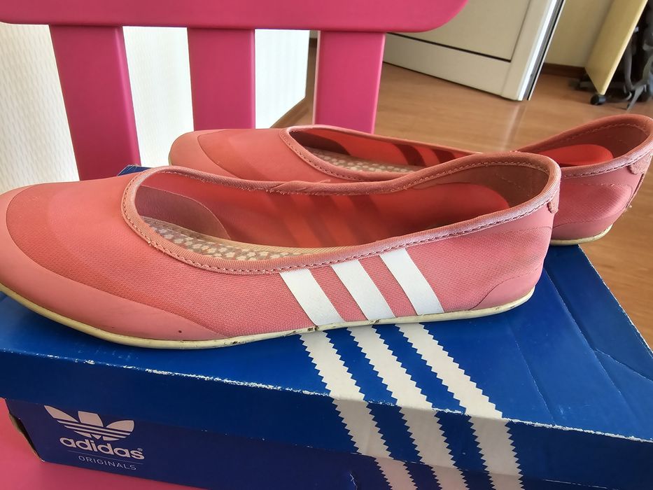 Обувки за лятото Adidas