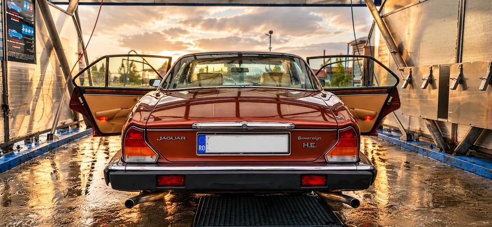 JAGUAR XJ 1983 — imagine 4