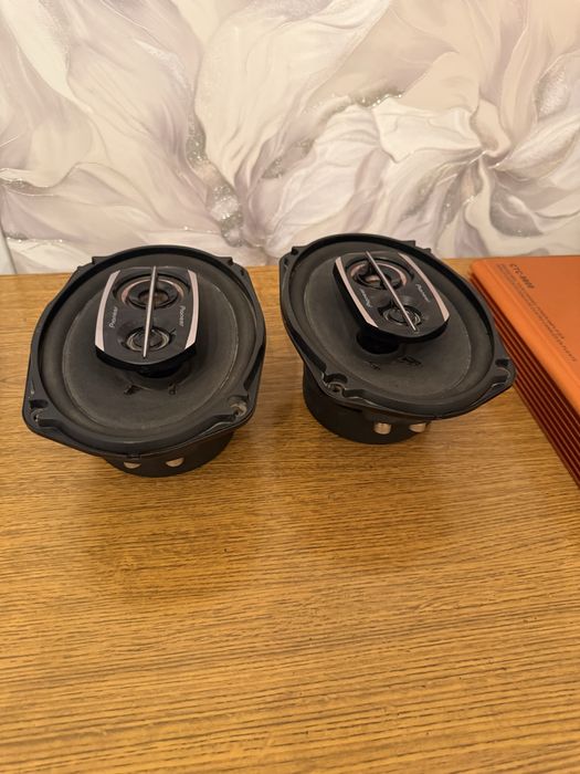 Калонки с усилителем Pioneer