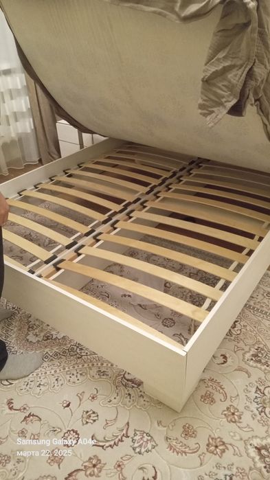 Спальный гарнитур в отличном состоянии 50000