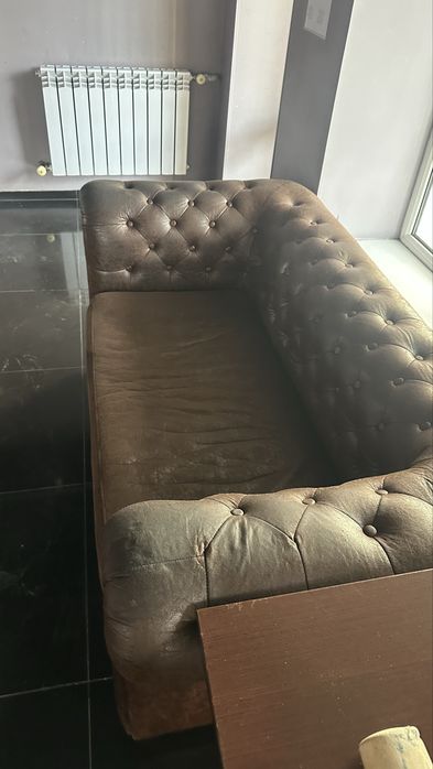 Продаю диваны цена договорная