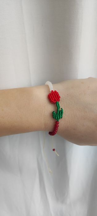 Брошка Лале-мартеница