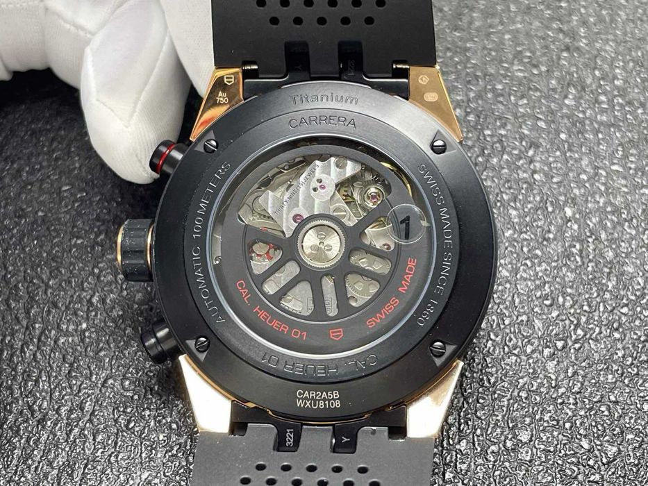 Tag Carrera Skeleton златисто/черно