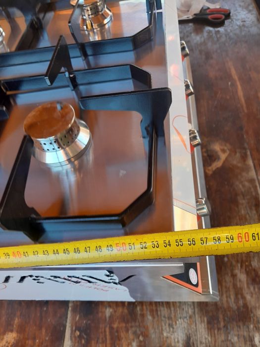 Професионален газов котлон 4-ка,с защита на газта СЕ