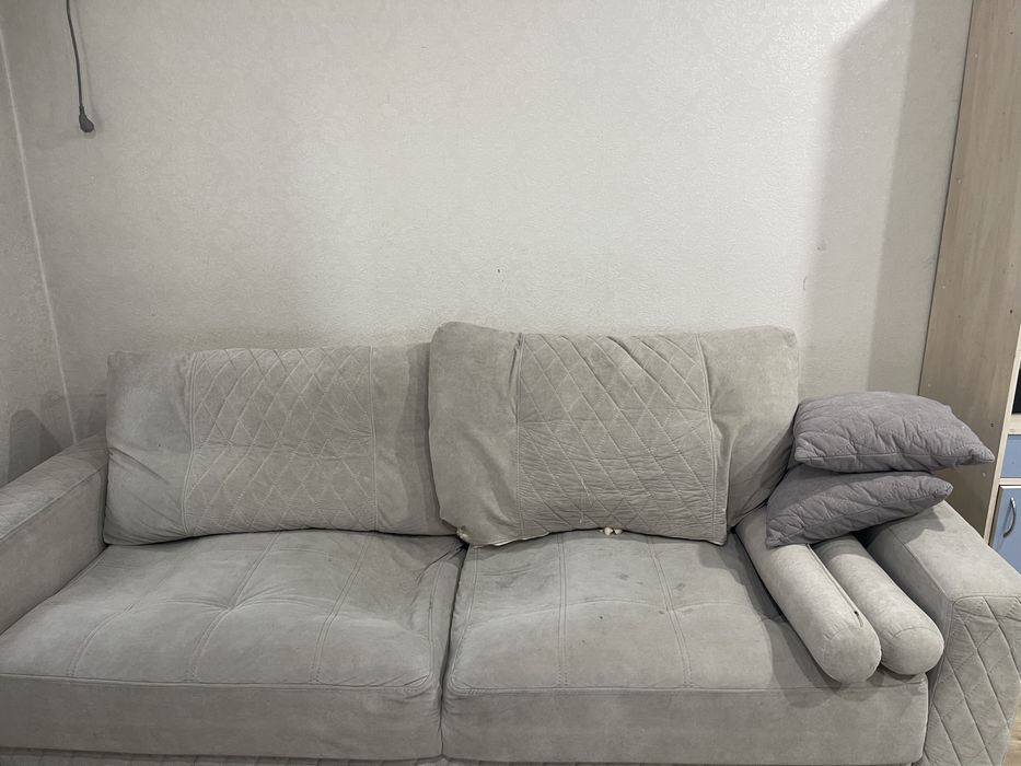 Продам диван 2,40 см