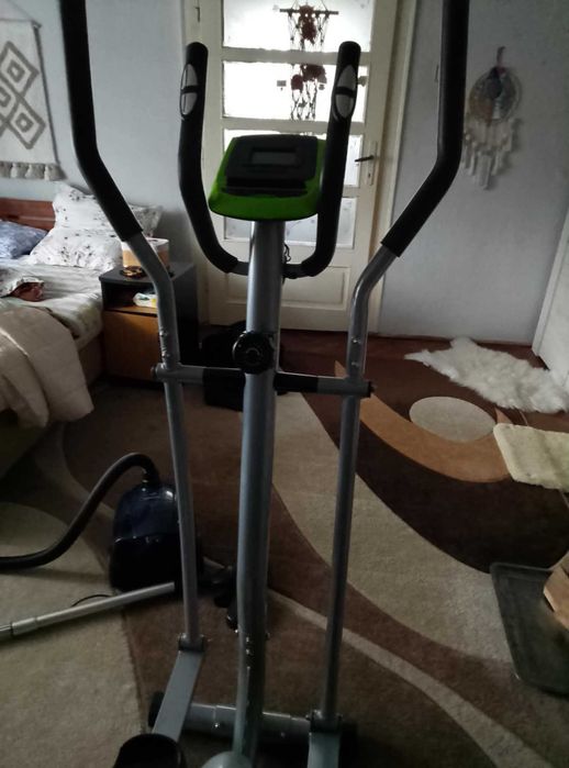 Devănzare o bicicletă de cameră