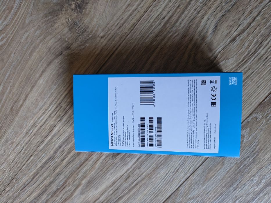 Meizu. Mblu- 21.