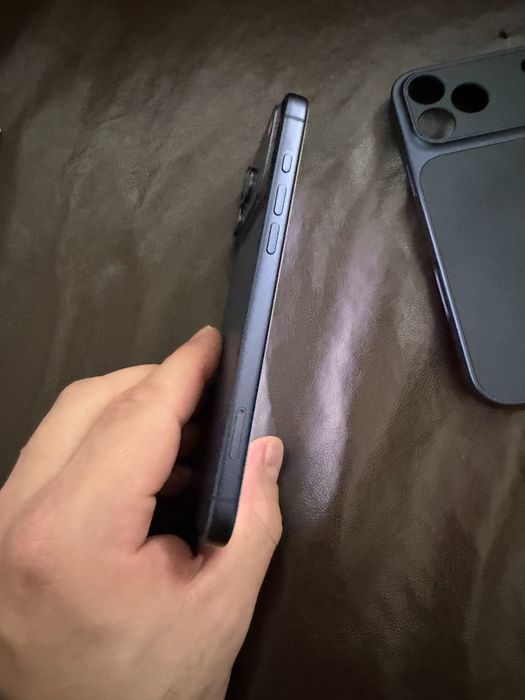 İphone 17 pro max 100% като нов
