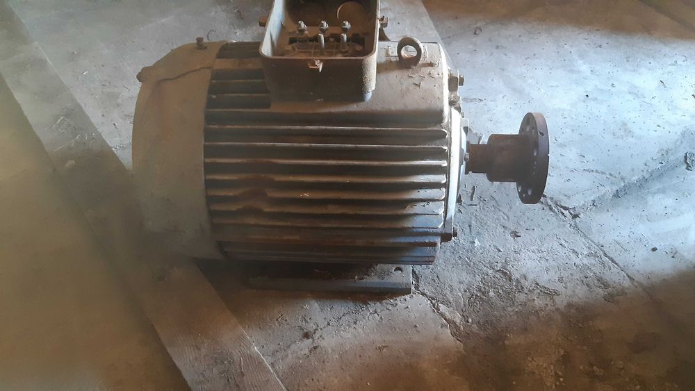 Электродвигатель