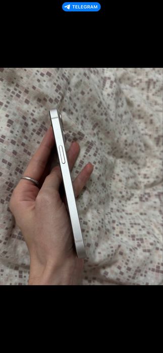 Продам iphone 13