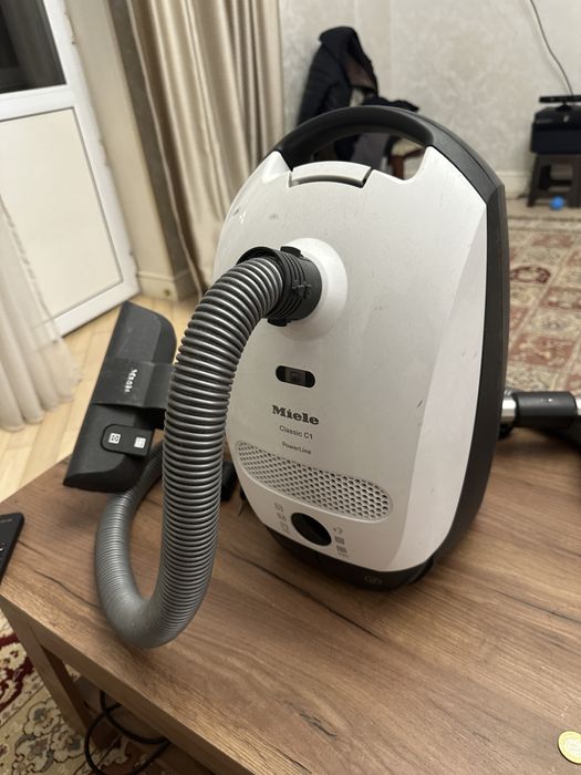 Пылесос miele classic c1