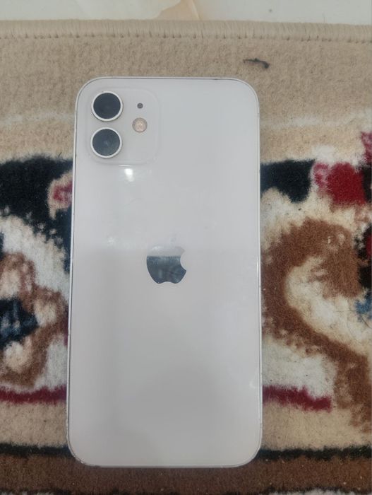 Айфон 12 сатылады