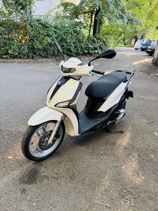 Vand 3 bucati Piaggio Liberty 125 2026 NOI