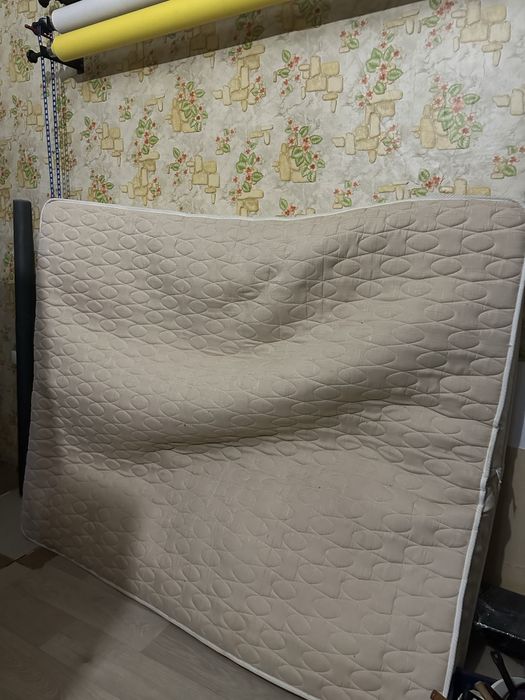 Продам матрац 160*200