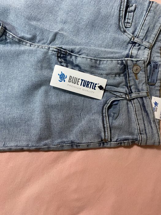 Дамски дънки с висока талия