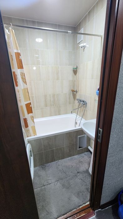 СРОЧНО СРОЧНО СРОЧНО!!!  продам квартиру под бизнес