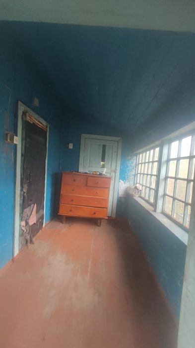 Дом.  3 комнаты + кухня.