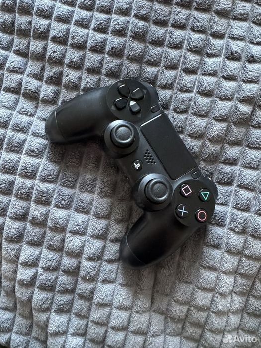 Playstation 4  1tb hotira 9.00 vzlom GoldHen