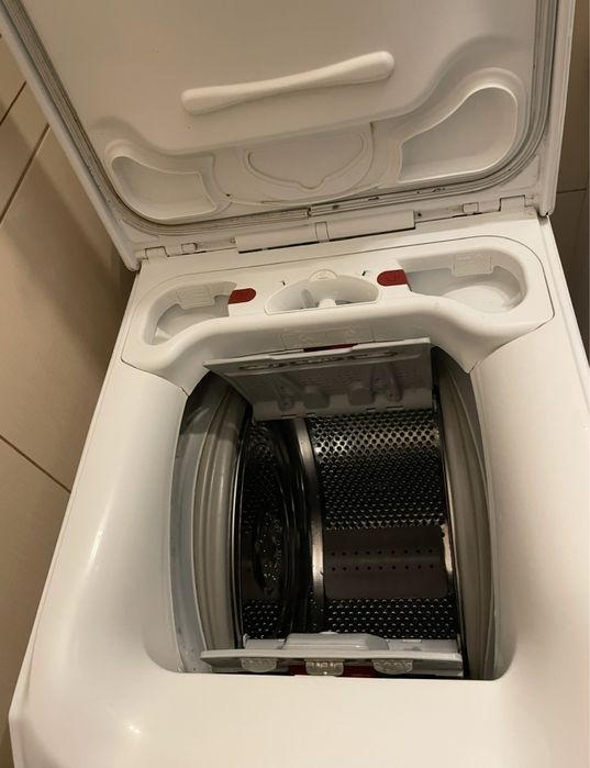 Masina de spalat rufe verticala AEG, seria 7000