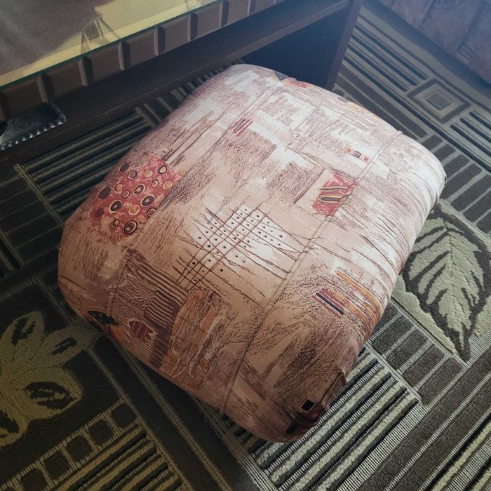 Диван с 2 броя таборетки и 2 броя Фотьойли