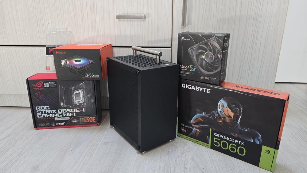 Compact PC  7.6 liter Steam Machine killer / RTX 5060/ Ryzen 7/ 32 GB DDR5 6400Mhz