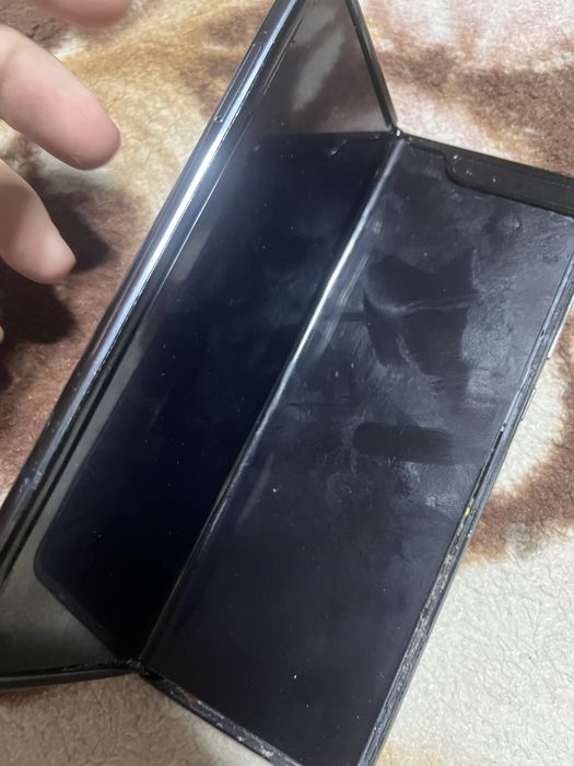 Samsung fold 1 5g с коробкой