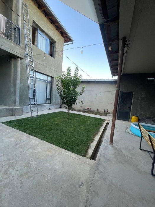 Назарбекда уй сотилади