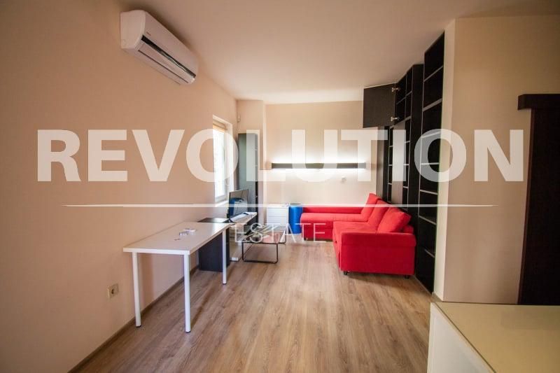 Дава се под наем Двустаен апартамент в София, Дружба 2 - 60 кв.м за 613 € - Снимка #2