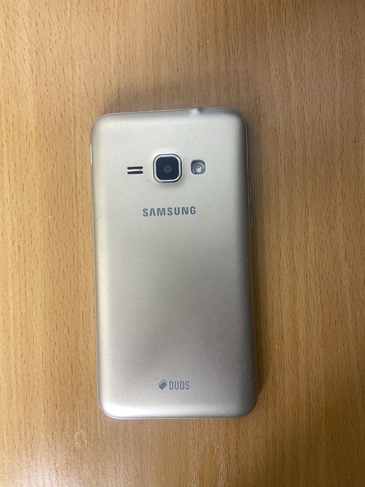 Samsung Galaxy J1(2016)