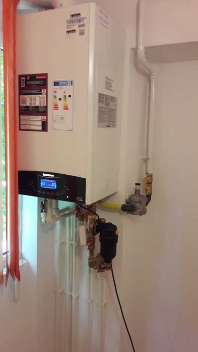 3 Decomandate Craiovita 2/4 liber.