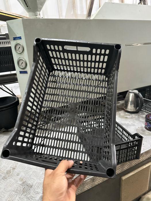 Plastik yashik va karzinkalar