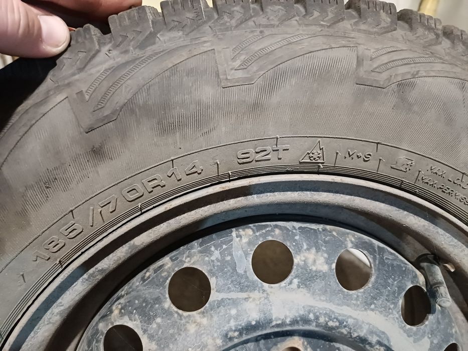 Колеса в сборе зимние на мазду