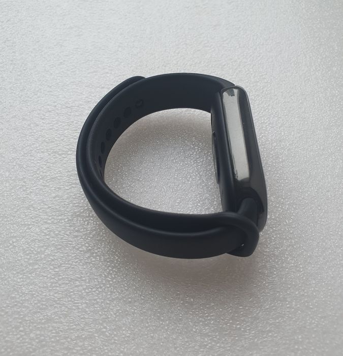 Продам Mi Band 8