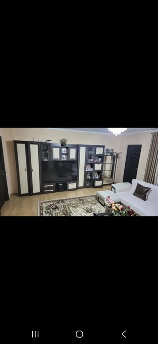 Vand Mobila living