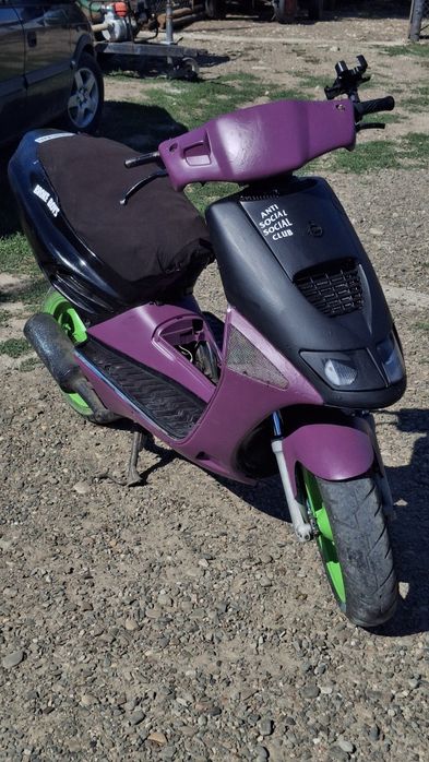 Scuter aprilia sr 50