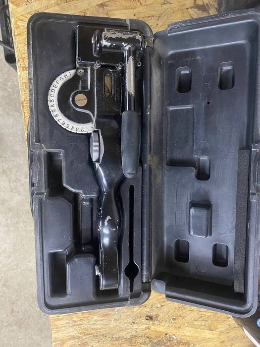 Продам инструмент BAND-IT-IDEX,INC