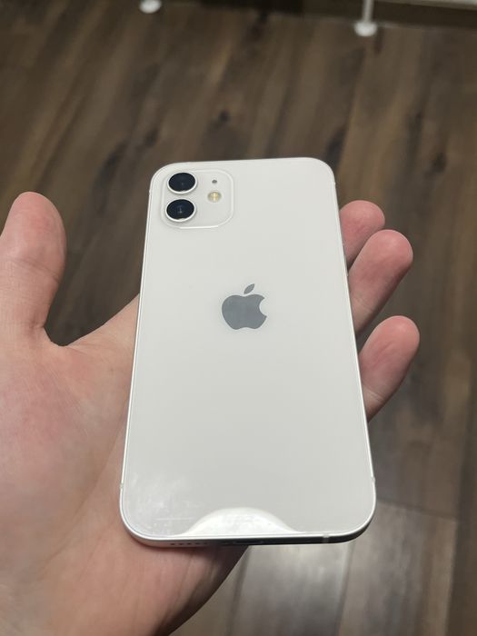 Iphone 12  акб  77%