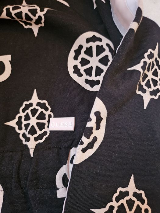 Guess рокля за момиче ръст 116 см