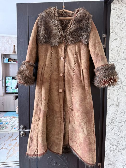 Продам дубленку женскую