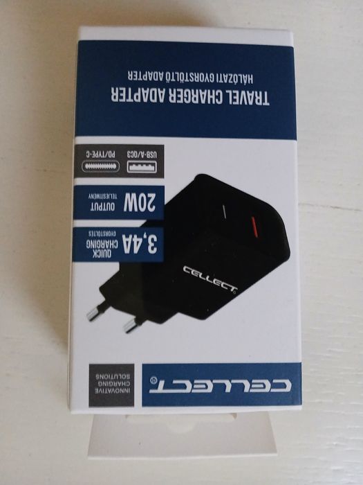 Продавам слушалки и адаптори !