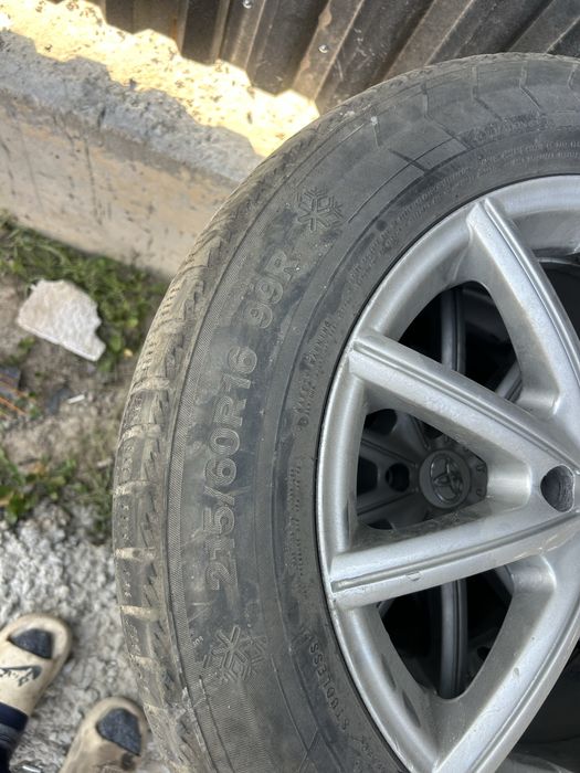 Зимние шины с диской б/у