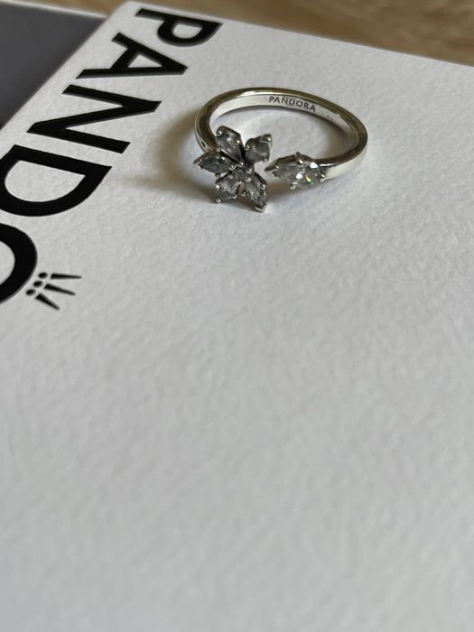 Пръстен Pandora